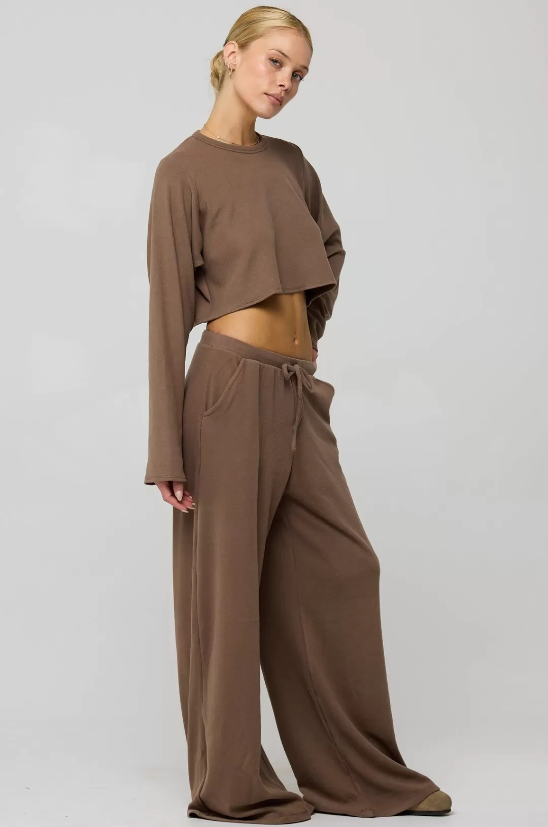 Resa Boyfriend Crop Rib In Chai Store