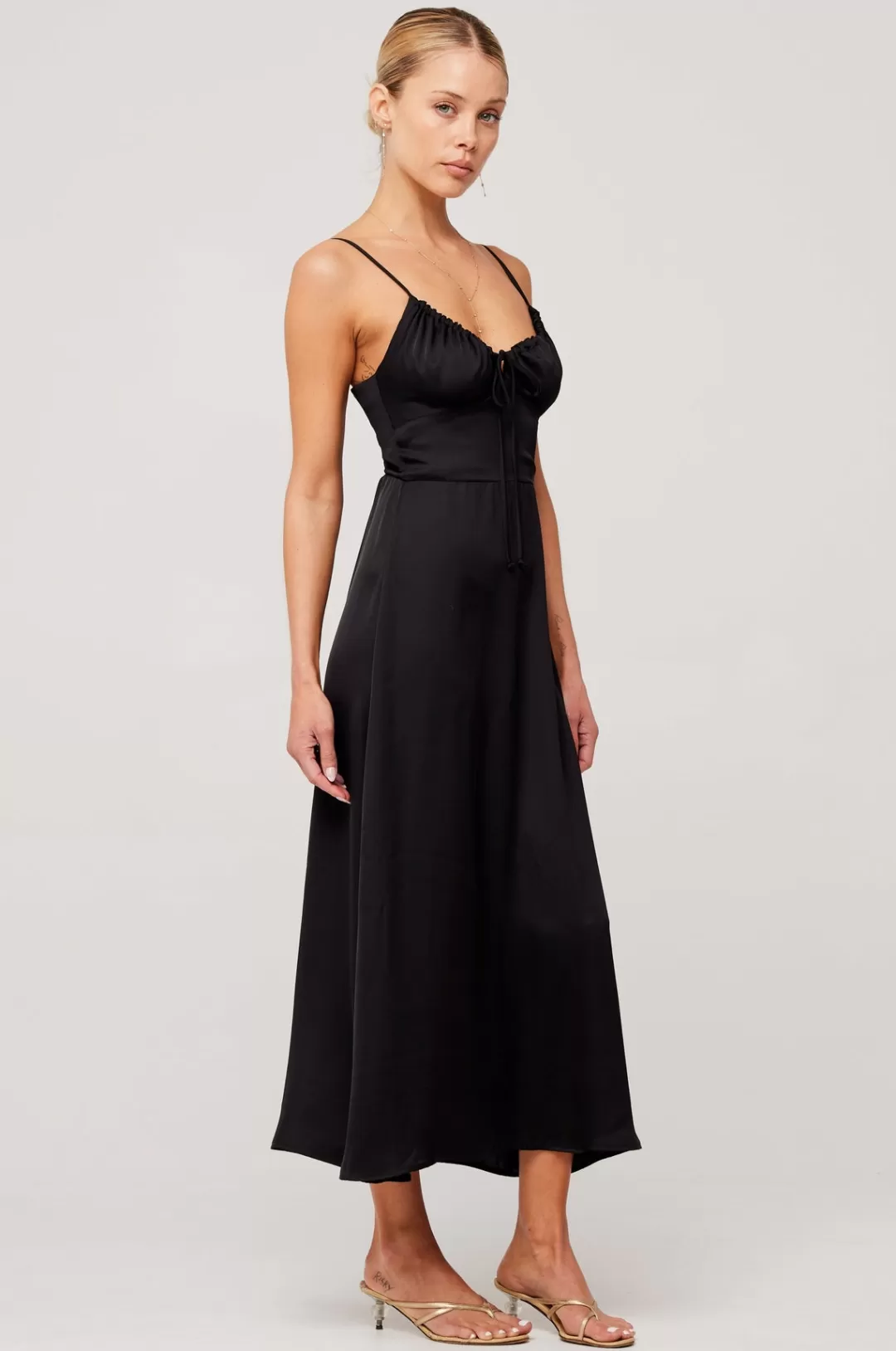 Resa Kaitlyn Midi In Black Clearance