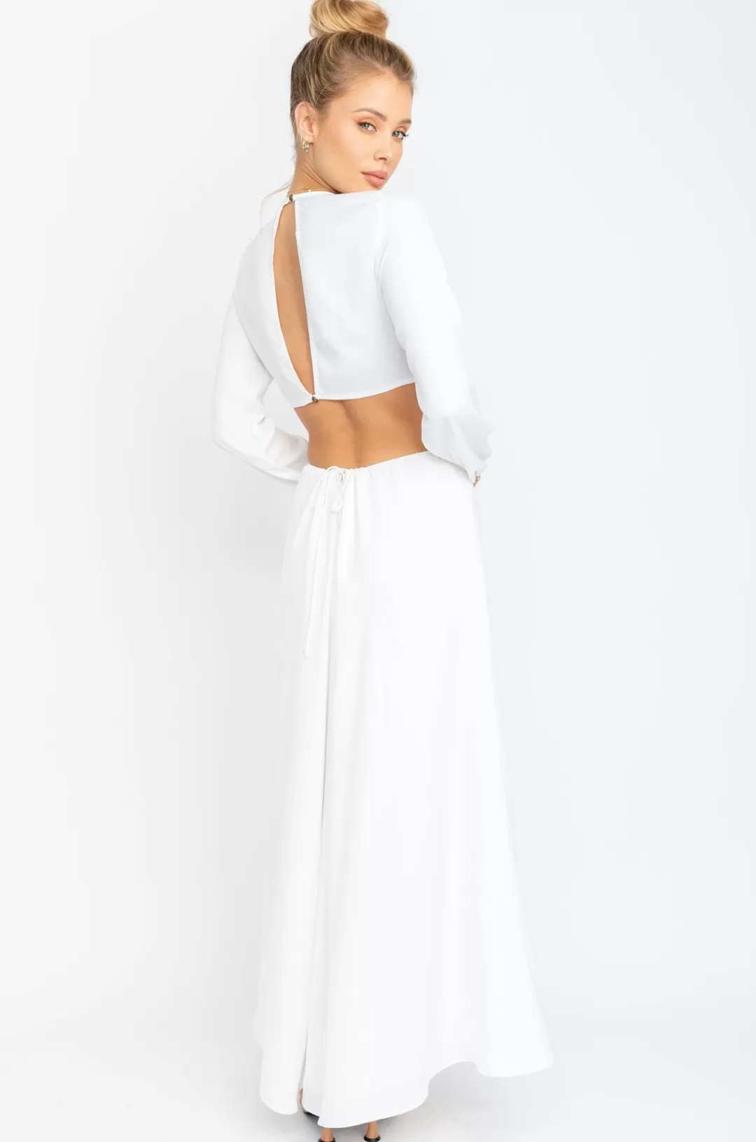 Resa Noelle Maxi In White Clearance